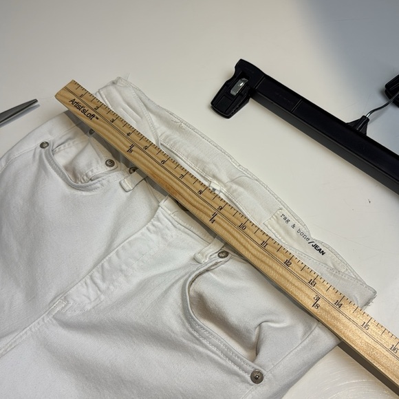 Rag & Bone Flare Jeans White Size 29 - Picture 6 of 10